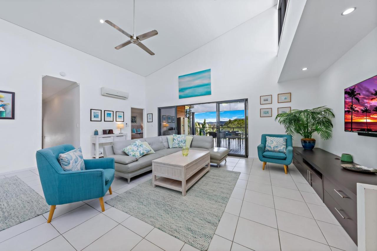 Hilltop Views - Cannonvale Airlie Beach Exterior foto